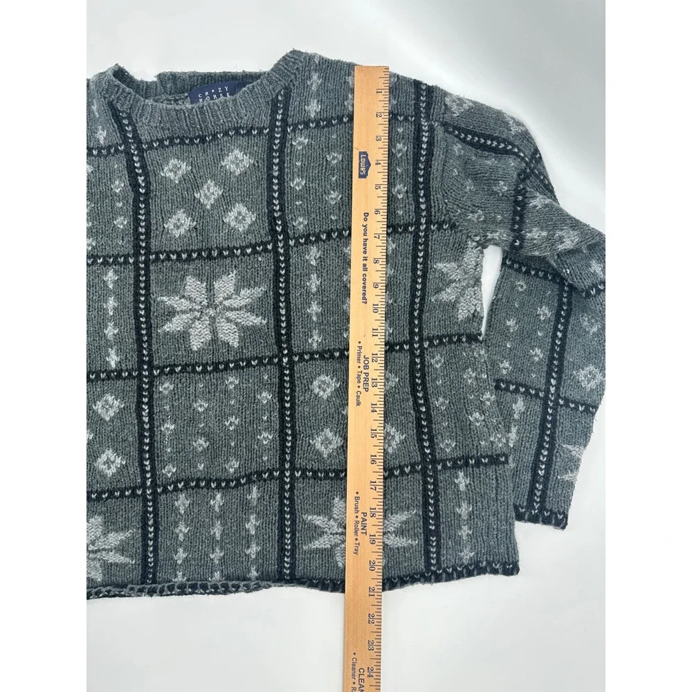 Crazy Horse Liz Claiborne Gray Fair Isle Snowflake Knit Sweater Womens S 1217 - Picture 4 of 8